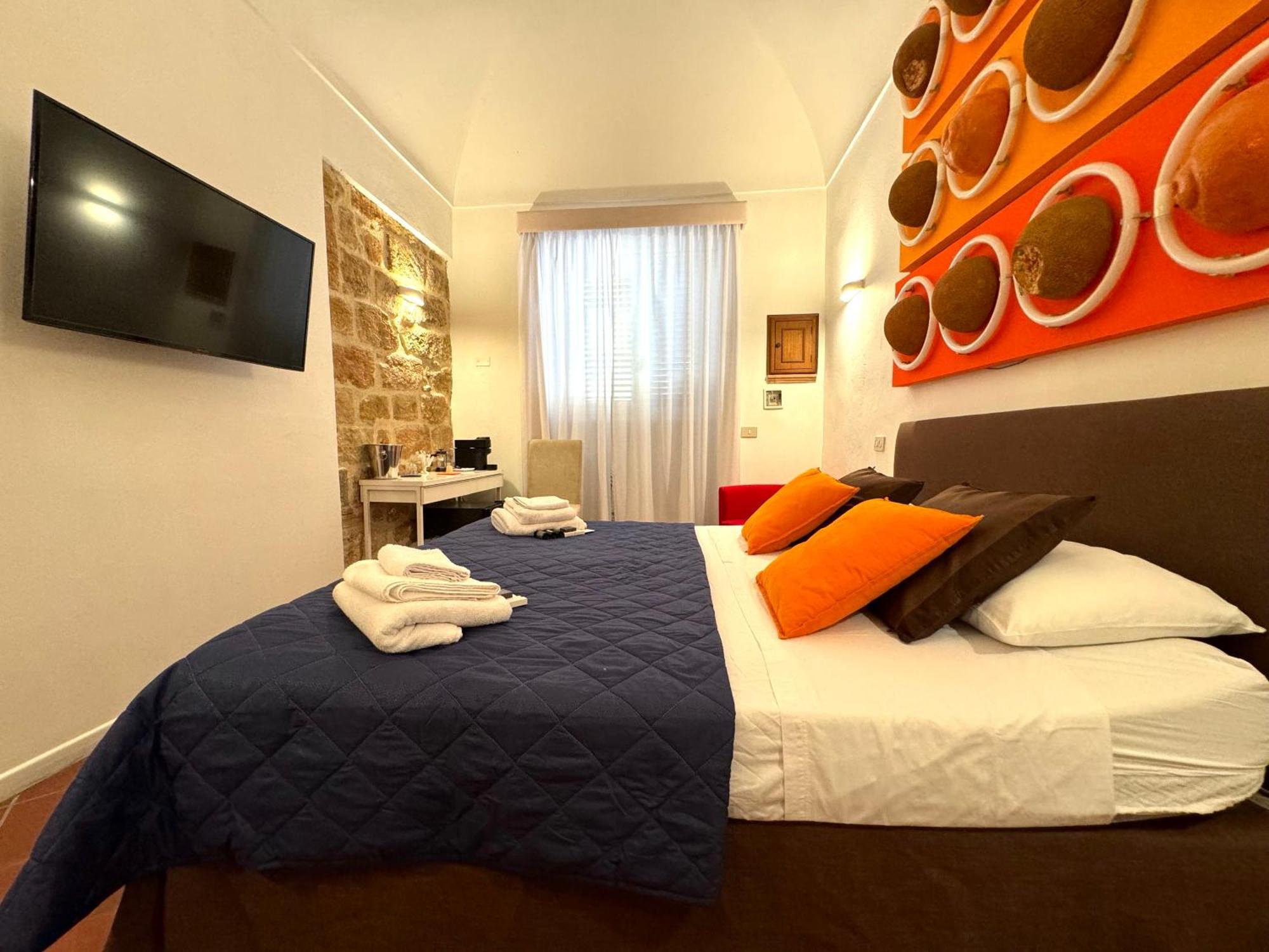 B&B Antichi Colori Cinisi Luaran gambar